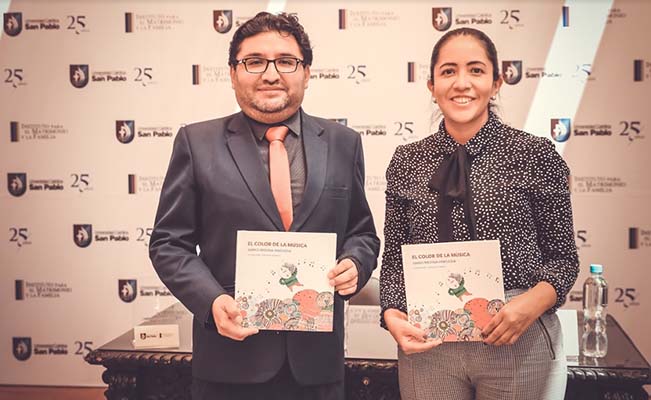 Presentan libro “El Color de la Música” con el que buscan promover la lectura en familia