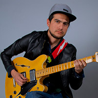 GABRIEL INFANTAS (GUITARRISTA, COMPOSITOR EN “LOS CHAPILLACS”)