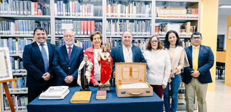 La San Pablo recibe colección bibliográfica de Mauricio de Romaña, impulsor del turismo y la conservación en Arequipa