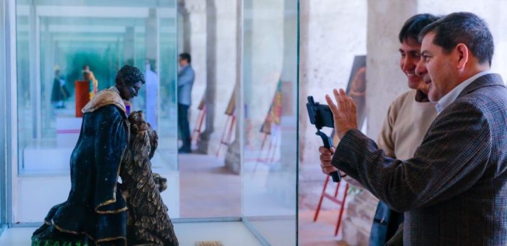 Arequipa recibe exposición sobre San Martín de Porres con más de 20 obras de artesanos peruanos